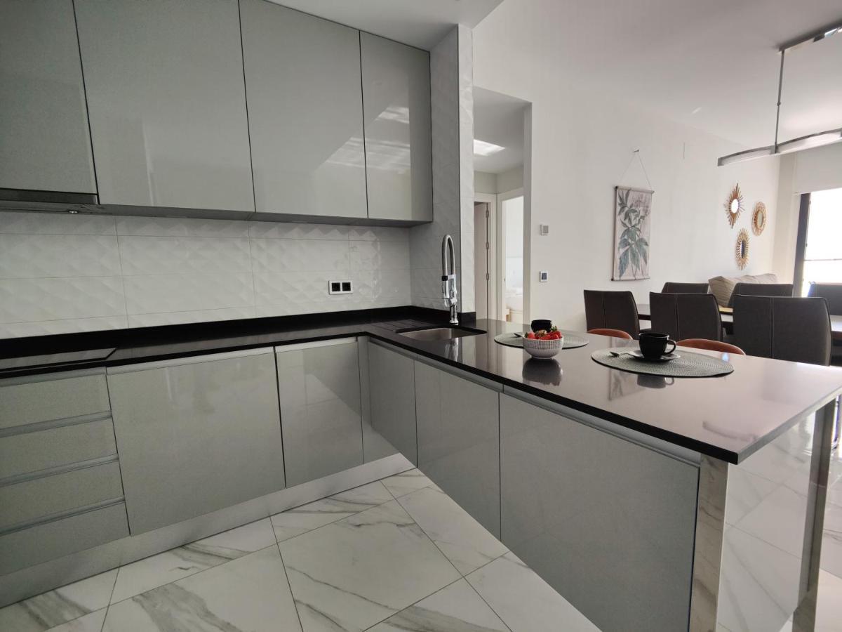 בנידורם Sunset Drive Superb Apartment מראה חיצוני תמונה